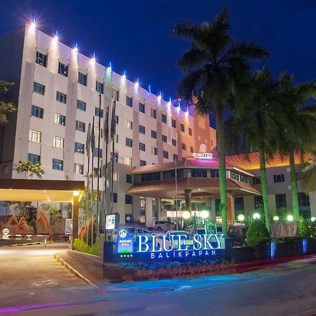 Blue Sky Hotel Balikpapan Exterior photo